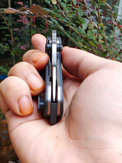 TOOTH-Pocket Knife