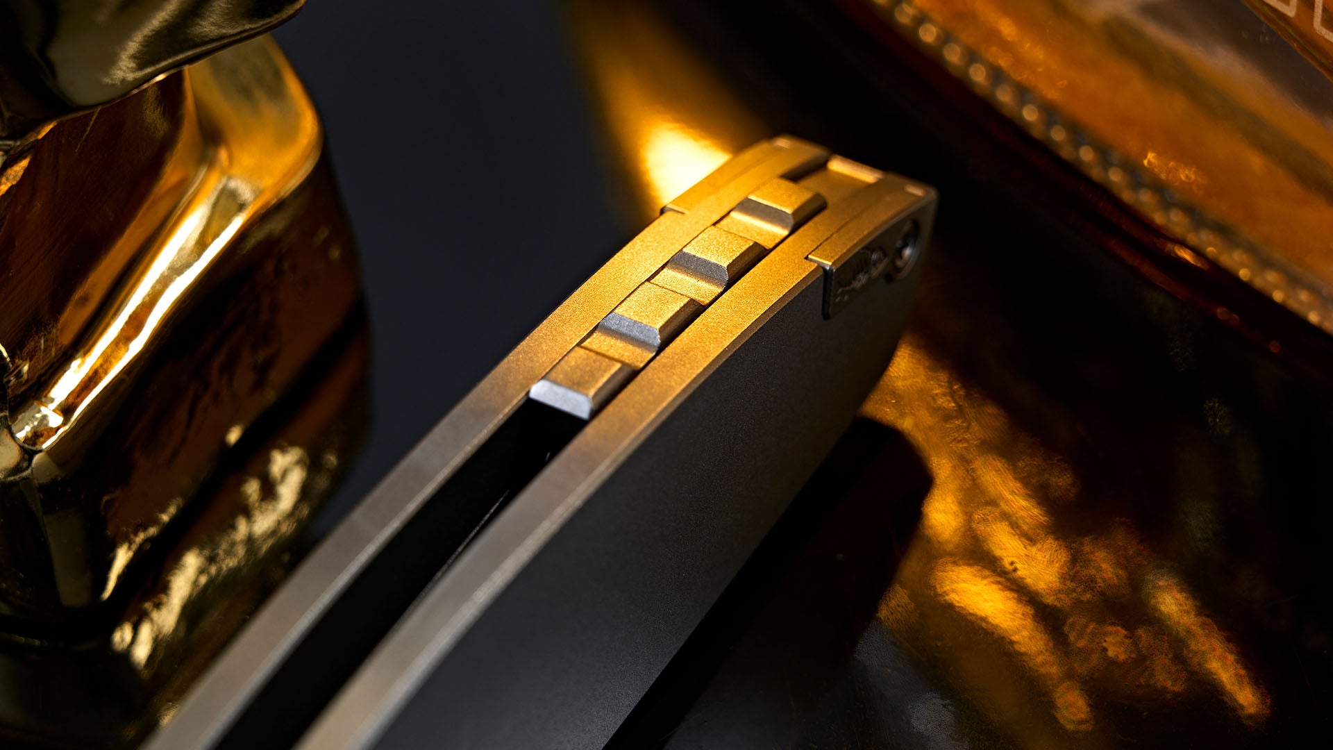 spearhead  ashes knife